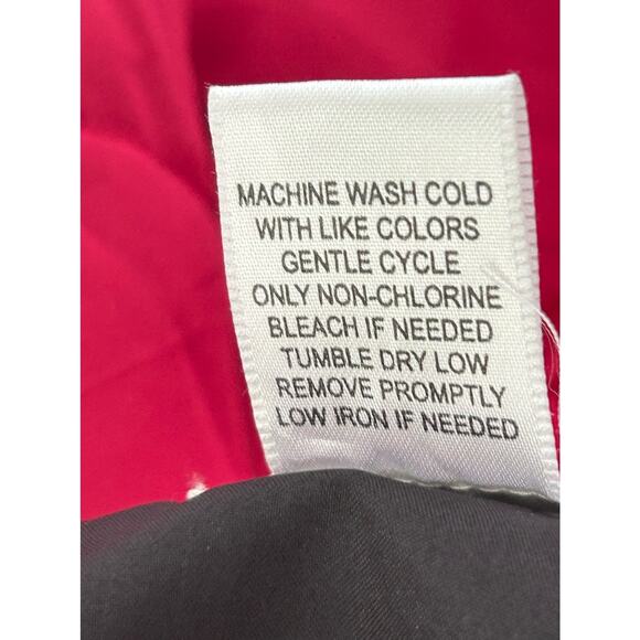 COLDWATER CREEK Women’s Dark Pink Zippered Puffer Vest Sz M - Picture 10 of 10